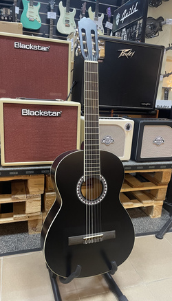 GEWA PURE 510186 PACK Basic Classic 4/4 BLK - Zestaw gitarowy